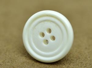 0205輪形POLYESTER BUTTON