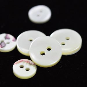 72192孔貝殼釦-尖尾螺-厚1.8MMTROCAS SHELL BUTTON